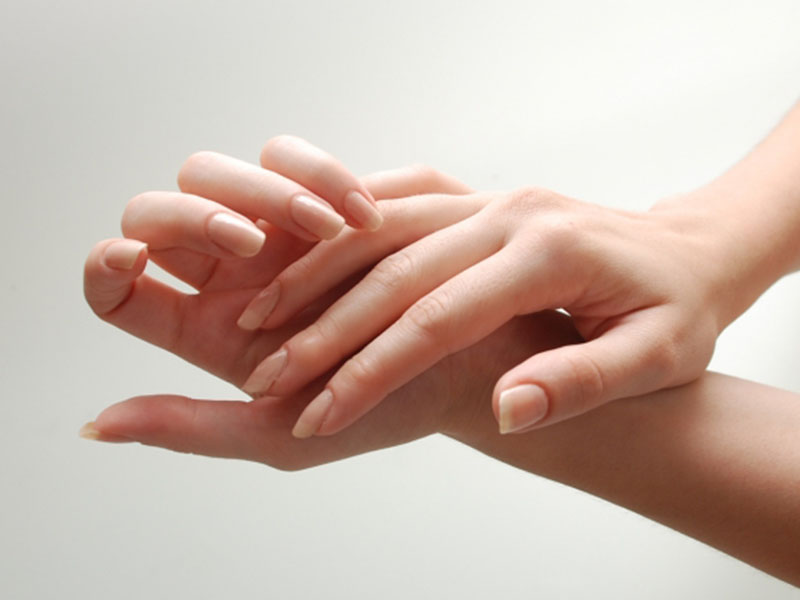خشکی پوست دست - شادابی و سلامتی