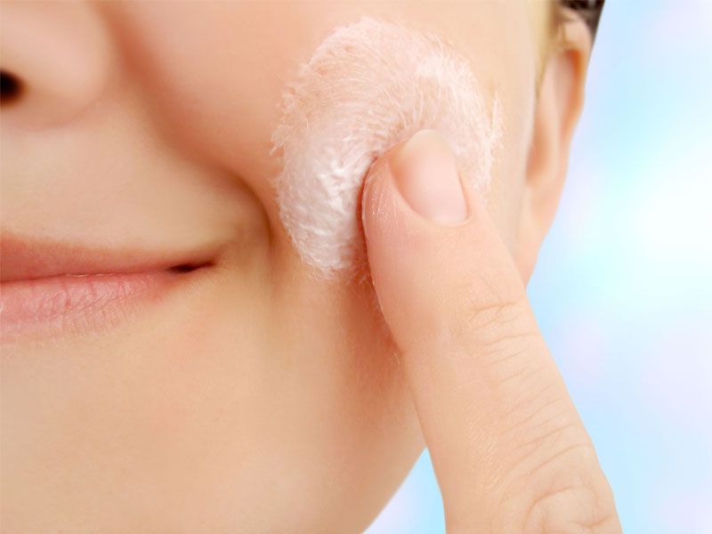 10 مرطوب کننده طبیعی برای پوستهای خشک