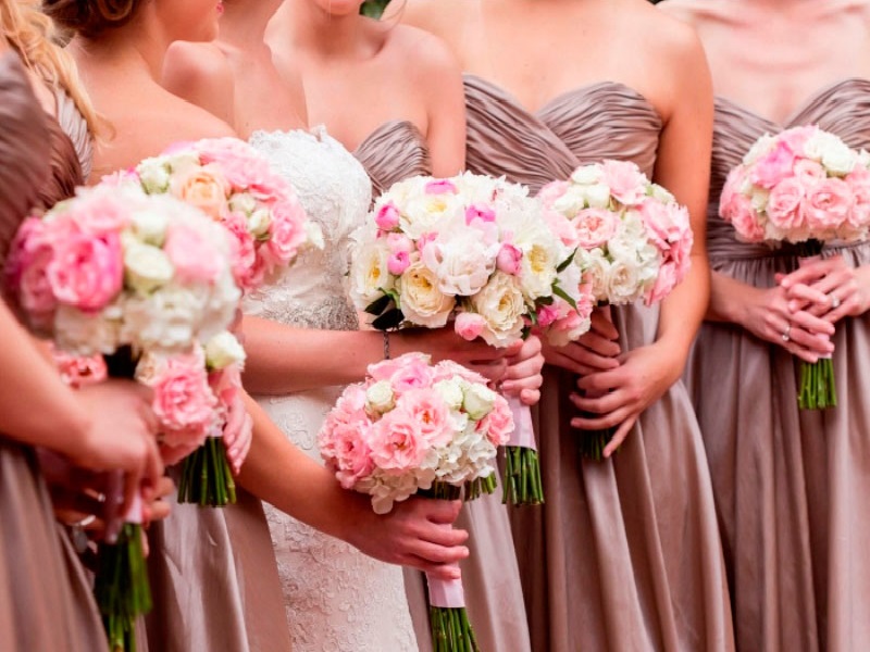 معرفی انواع مدل های دسته گل عروس