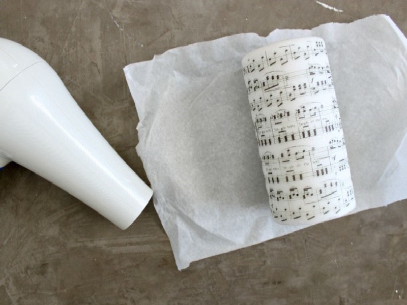 تزئین شمع با دستمال کاغذی